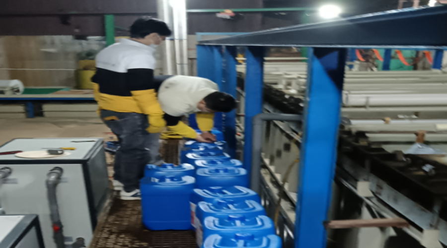 揭秘：鍍鋅光亮劑廠家如何讓產(chǎn)品更閃亮持久？